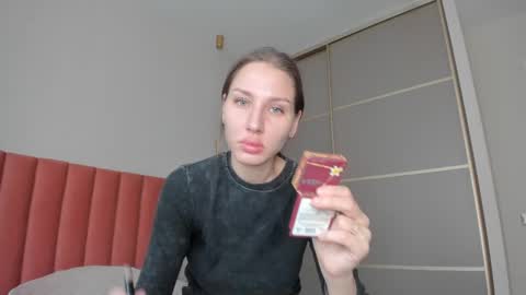 Snapshot of sweet_miss381 chatting on 02-11-25, 03:08 Sofi online show from 02-11-25, 03:08