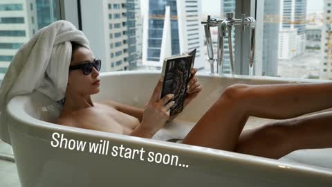 Snapshot of sweet_moan chatting on 10-08-25, 09:07 Dana online show from 10-08-25, 09:07