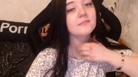 Snapshot of sweet_my_dream chatting on 10-13-25, 09:20 sweet_my_dream online show from 10-13-25, 09:20