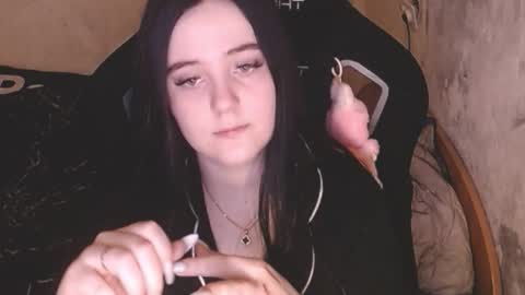 Snapshot of sweet_my_dream chatting on 10-14-25, 05:25 sweet_my_dream online show from 10-14-25, 05:25