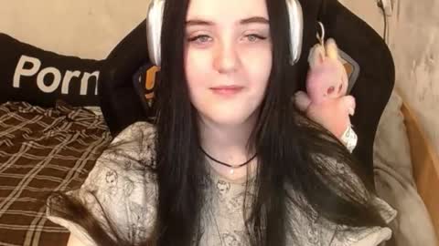 Snapshot of sweet_my_dream chatting on 11-11-25, 06:30 sweet_my_dream online show from 11-11-25, 06:30