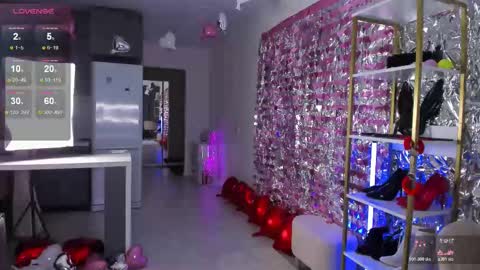 Ashley online show from 02-14-26, 06:59