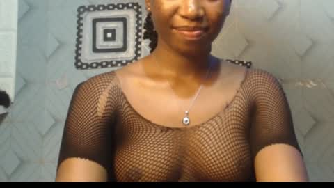 Snapshot of sweet_puna chatting on 02-17-25, 06:42 Nancy online show from 02-17-25, 06:42