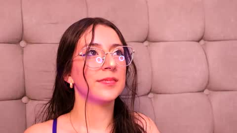 Snapshot of sweet_sammy_7 chatting on 11-14-25, 04:22 Sammy Lauren online show from 11-14-25, 04:22