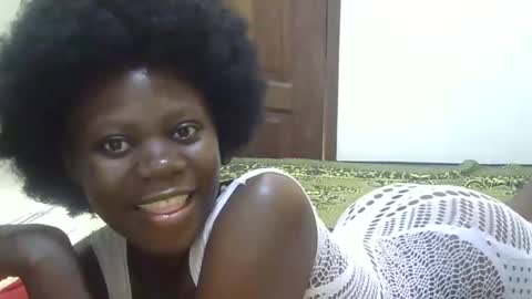 Snapshot of sweet_sharon01 chatting on 09-25-25, 11:14 Sharon online show from 09-25-25, 11:14