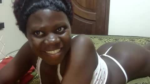 Snapshot of sweet_sharon01 chatting on 10-12-25, 09:14 Sharon online show from 10-12-25, 09:14