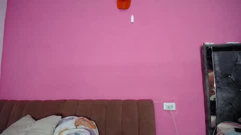 sweet_sofi20 online show from 10-03-25, 11:07