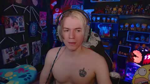 Snapshot of sweet_steve chatting on 03-03-25, 04:03 Matt online show from 03-03-25, 04:03