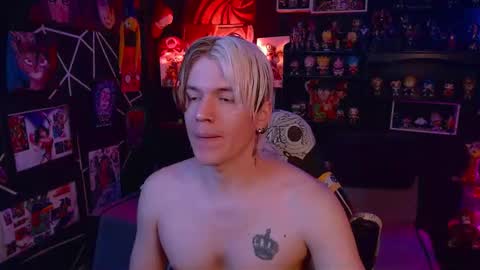 Snapshot of sweet_steve chatting on 09-17-25, 02:24 Matt online show from 09-17-25, 02:24