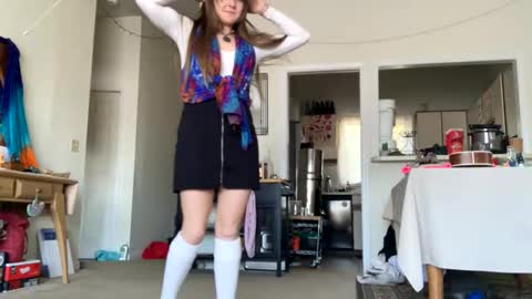 Heidi Brenner - Please check bio for schedule  FAQ online show from 02-25-25, 08:41