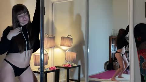 Heidi Brenner - Please check bio for schedule  FAQ online show from 01-14-26, 12:33