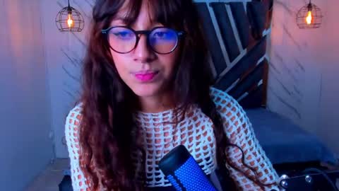 sweet_venus4 online show from 03-08-25, 03:24