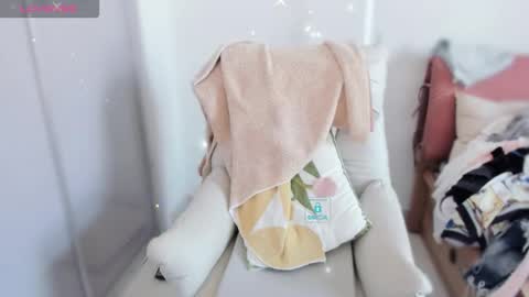 sweet_yumiq online show from 12-05-25, 05:38