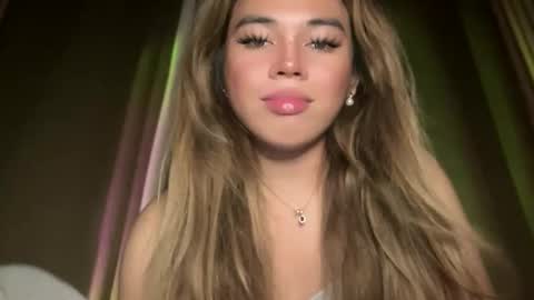 alexa your one and only queen online show from 12-22-25, 03:42