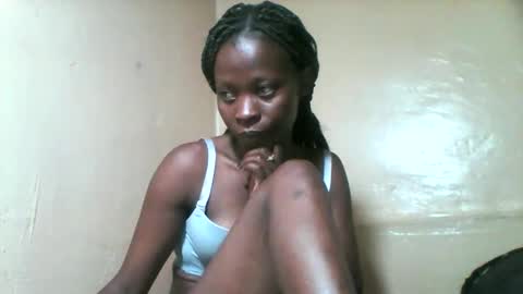 LIANAH online show from 10-13-25, 07:41