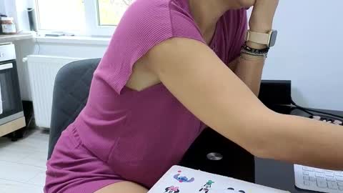 Ania online show from 10-07-25, 08:44