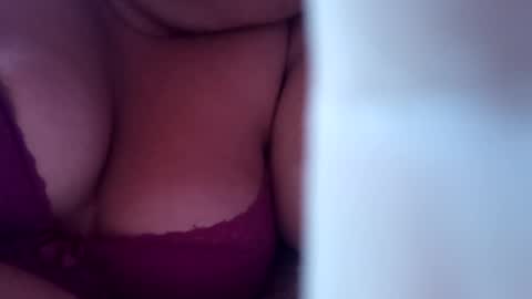 sweetapple808216 online show from 03-08-25, 10:32