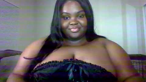 Snapshot of sweetaria04 chatting on 12-23-25, 04:43 sweetaria04 online show from 12-23-25, 04:43