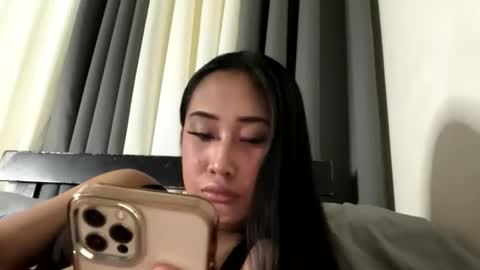 Snapshot of sweetasianzoey chatting on 02-26-26, 09:36 Zoey Cox online show from 02-26-26, 09:36