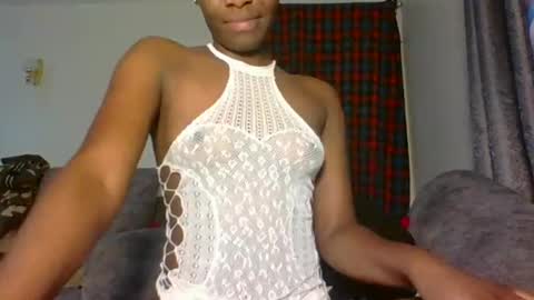 Snapshot of sweetass_02 chatting on 12-24-24, 10:55 bianca online show from 12-24-24, 10:55