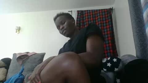 Snapshot of sweetass_02 chatting on 12-29-24, 12:23 bianca online show from 12-29-24, 12:23