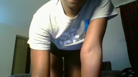 Snapshot of sweetass_02 chatting on 02-14-25, 01:34 bianca online show from 02-14-25, 01:34