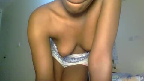 Snapshot of sweetass_02 chatting on 09-17-25, 10:11 bianca online show from 09-17-25, 10:11