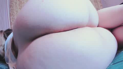 Snapshot of sweetass_u chatting on 12-09-24, 03:29 Nastya  online show from 12-09-24, 03:29