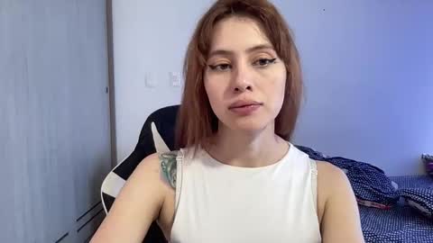 Snapshot of sweetaura0_0 chatting on 02-08-26, 05:27 SweetAura0 0 online show from 02-08-26, 05:27