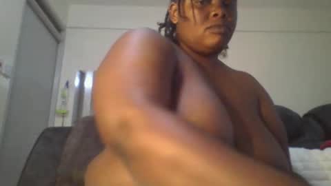 Snapshot of sweetbaby46 chatting on 10-29-25, 09:55 sweetbaby46 online show from 10-29-25, 09:55