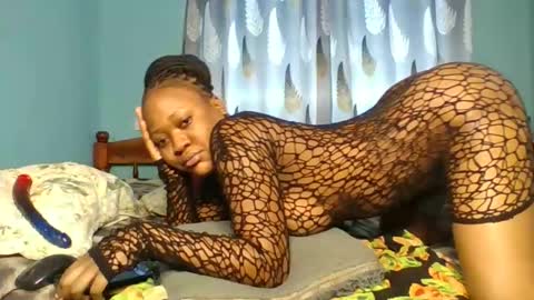 Snapshot of sweetbutterfly99 chatting on 09-12-25, 03:39 sweetbutterfly99 online show from 09-12-25, 03:39