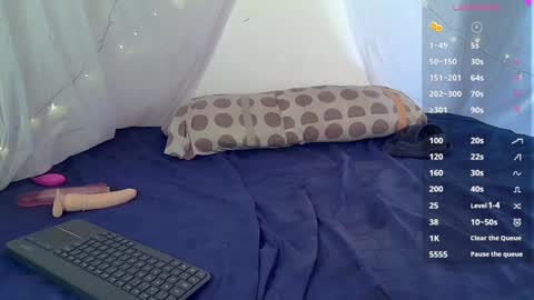 Snapshot of sweetc4meron chatting on 01-26-25, 09:40 Cameron Alejandro online show from 01-26-25, 09:40