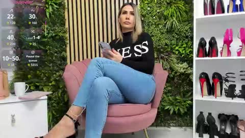 Snapshot of sweetcherry30_ chatting on 11-21-25, 07:07 Cherry online show from 11-21-25, 07:07