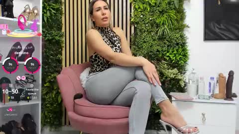 Snapshot of sweetcherry30_ chatting on 11-29-25, 07:11 Cherry online show from 11-29-25, 07:11