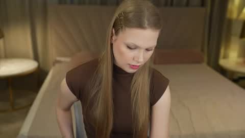 Amelia online show from 11-26-25, 11:33