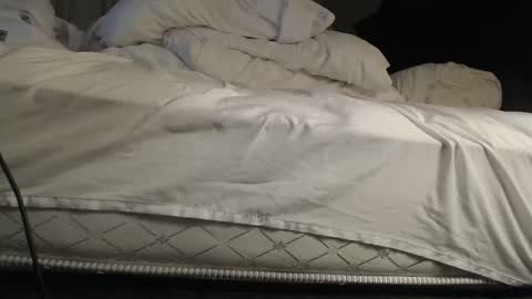 sweetgesus online show from 11-18-25, 05:23