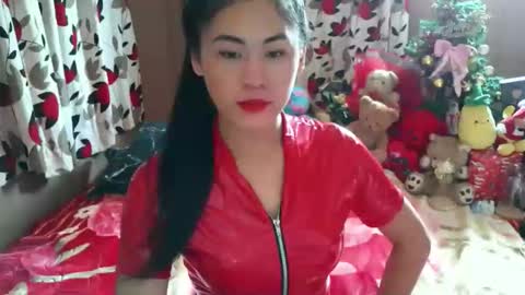 sweetgirllucy24xx online show from 10-03-25, 04:53