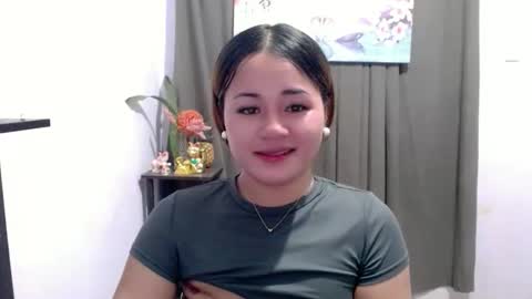 Snapshot of sweethotlove_xoxo chatting on 11-30-25, 01:42 sweethotlove_xoxo online show from 11-30-25, 01:42