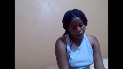 Snapshot of sweetib1 chatting on 10-29-25, 06:04 sweetib1 online show from 10-29-25, 06:04