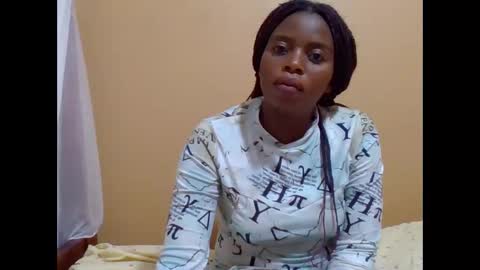 Snapshot of sweetib1 chatting on 11-12-25, 05:52 sweetib1 online show from 11-12-25, 05:52