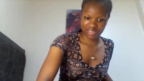 Snapshot of sweetie_lee chatting on 11-10-25, 01:48 sweetie lee online show from 11-10-25, 01:48