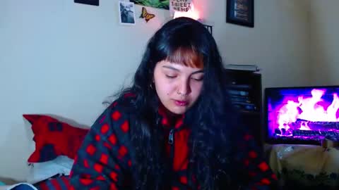 Snapshot of sweetie_maryy chatting on 02-16-25, 04:42 Maria  my insta sweetie maryy   online show from 02-16-25, 04:42
