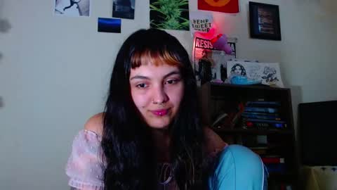 Snapshot of sweetie_maryy chatting on 03-01-25, 01:11 Maria  my insta sweetie maryy   online show from 03-01-25, 01:11