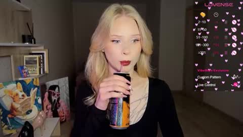 sweetie Lisa3 online show from 09-25-25, 02:32