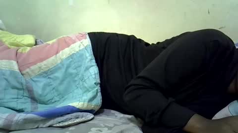 sweetielonglips online show from 12-17-25, 07:58