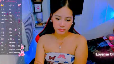 Nicole online show from 09-19-25, 01:45