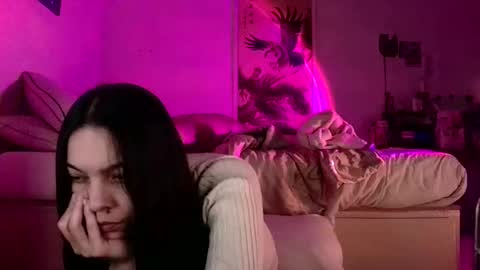 Snapshot of sweetieslikebutter chatting on 01-03-25, 07:49 Blu Sweets online show from 01-03-25, 07:49