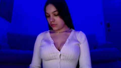 Snapshot of sweetieslikebutter chatting on 03-03-25, 06:44 Blu Sweets online show from 03-03-25, 06:44