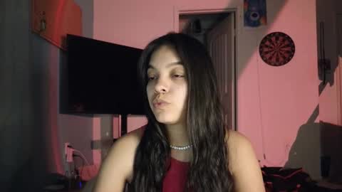 Snapshot of sweetieslikebutter chatting on 10-26-25, 07:47 Blu Sweets online show from 10-26-25, 07:47