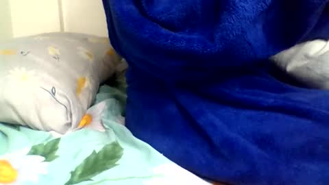 sweetkola online show from 10-31-25, 10:33